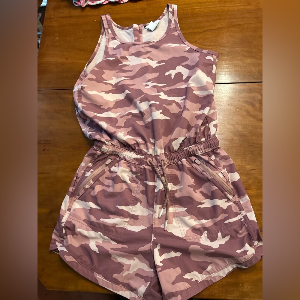 Athleta Girl Romper Shorts Pink Camouflage size XL 14
